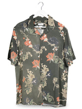 Camasa ZARA verde închis cu imprimeu floral multicolor mărime L vedere din față second-hand premium