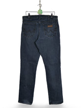 Blugi Wrangler - marimea W36/L36 - Barbati