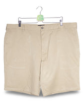 Pantaloni scurti Dockers bej mărime 4XL+ vedere din față second-hand premium