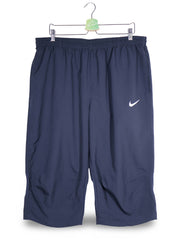 Pantaloni scurti Nike bleumarin mărime 3XL vedere din față second-hand premium