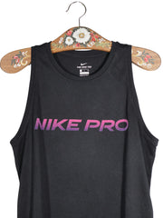 Maiou Nike negru mărime S detaliu material și croială second-hand premium