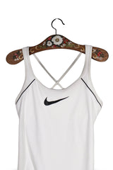 Top - NIKE alb cu spate incrucisat si croiala sport – M – Femei - detaliu