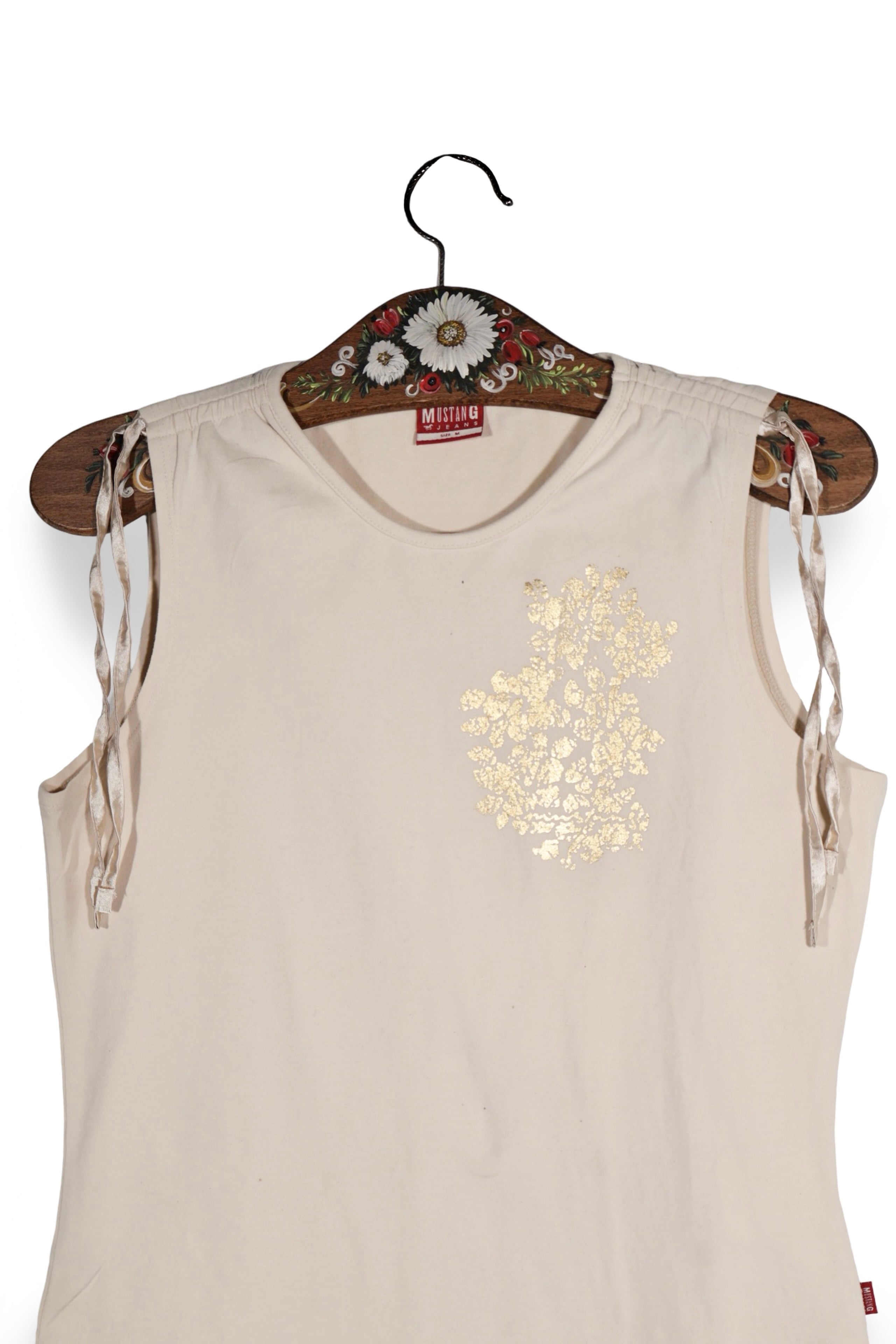 Top - Mustang alb murdar din bumbac cu imprimeu floral discret – M – Femei - detaliu
