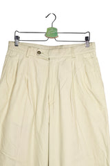 Pantaloni - Hugo Boss bej din bumbac cu croială largă și pliuri – M – Bărbați - fata