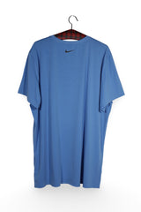 Tricou - NIKE albastru deschis din amestec tehnic cu croială lejeră – XL – Bărbați - spate