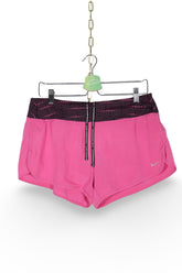 Pantaloni scurti Nike - marimea M - Femei