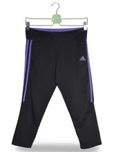 Colanti 2/3 adidas negru cu accente mov/lila mărime S vedere din față second-hand premium