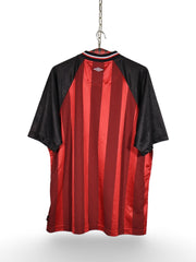Tricou Umbro - marimea XL - Barbati