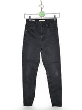 Blugi Levi's - marimea XS W25 - Femei