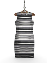 Rochie Calvin Klein - marimea S - Femei