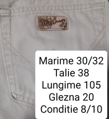 Blugi Wrangler - marimea S W30/L32 - Barbati
