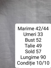 Rochie 100%in - marimea M/L - Femei