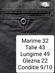 Pantaloni scurti Dickies - marimea S/M - Barbati
