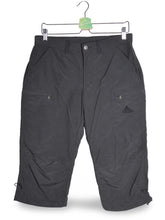 Pantaloni 2/3 Vaude gri inchis mărime XS vedere din față second-hand premium