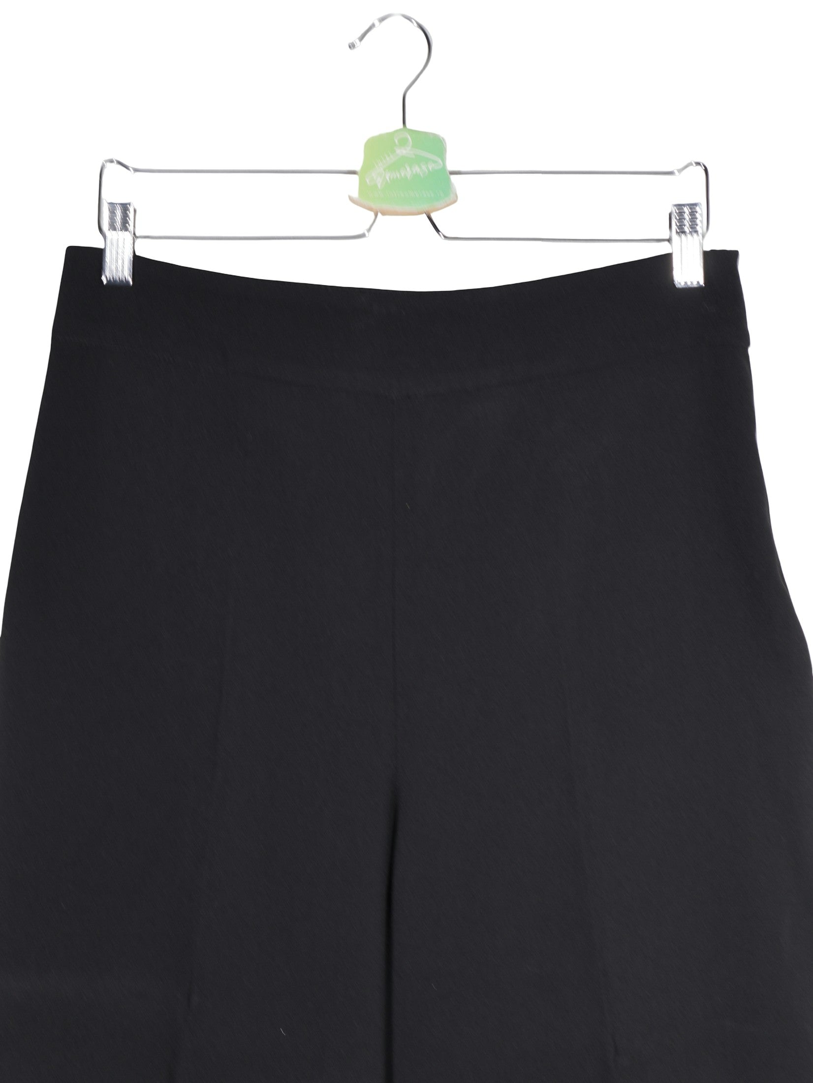 Pantaloni ZARA negru mărime L detaliu material și croială second-hand premium