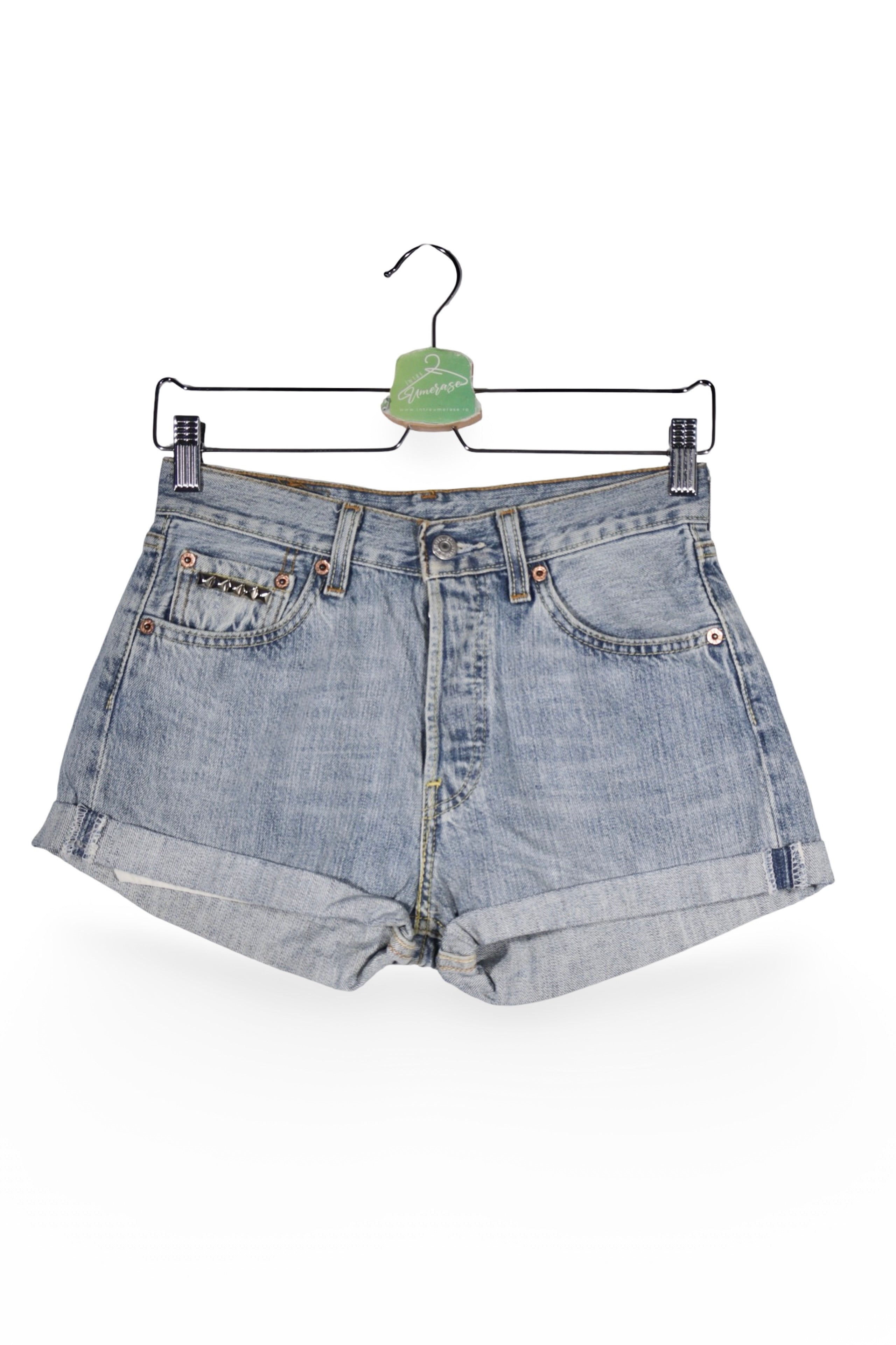Blugi scurți - Levi's albaștri deschiși din denim cu tiv răsucit – S – Femei - fata