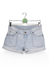 Blugi scurți - Levi's albaștri deschiși cu croială scurtă răsucită – M – Femei - fata
