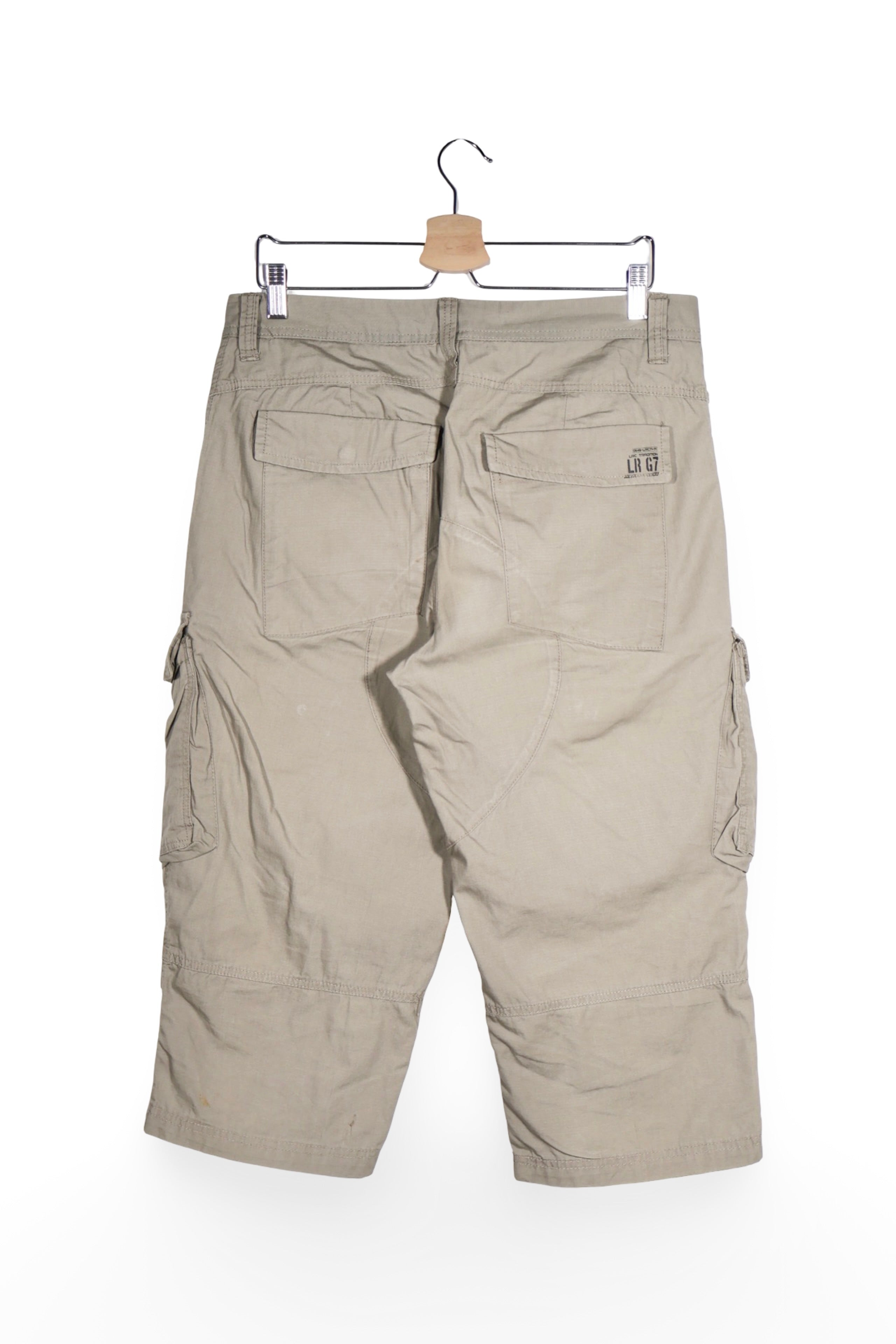 Pantaloni 2/3 - C&A bej din bumbac cu buzunare cargo – L – Bărbați - spate