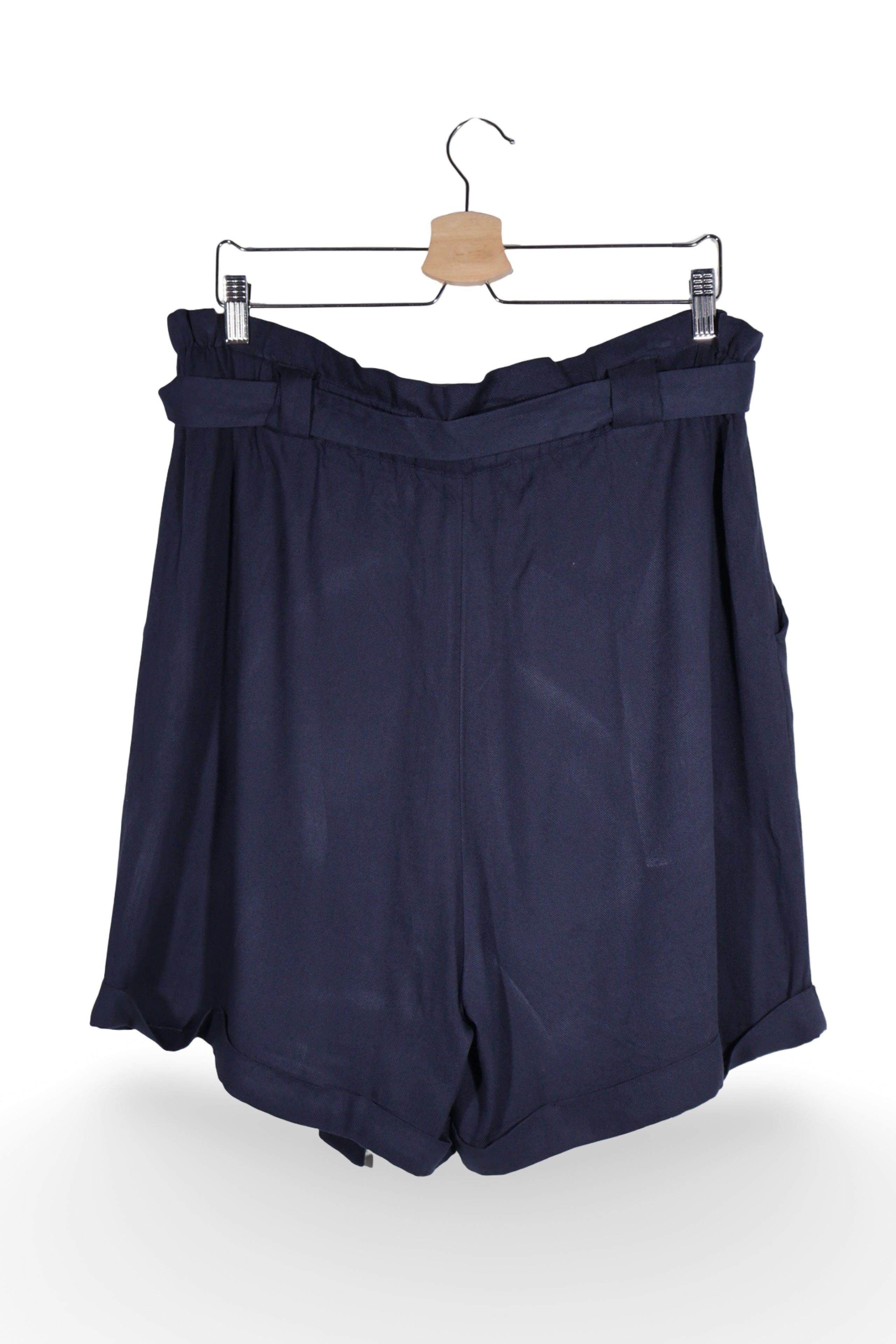 Pantaloni scurți - Hampton Republic bleumarin din viscoza cu talie inalta si cordon – L – Femei - spate