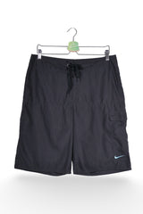 Pantaloni scurți - NIKE negri din poliester cu croială relaxată – M – Bărbați - fata
