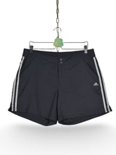 Pantaloni scurti Adidas - marimea XL - Femei