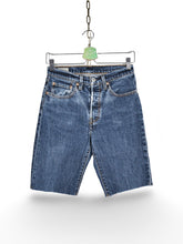 Blugi scurti Levi's - marimea XS/S - Femei