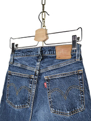 Blugi scurti Levi's - marimea XS/S - Femei