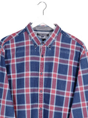 Camasa Tommy Hilfiger albastru, rosu, alb mărime XXL detaliu material și croială second-hand premium