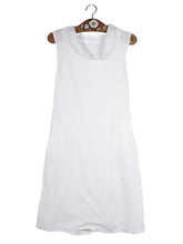 Rochie Alte branduri alb mărime M vedere din față second-hand premium