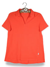 Tricou Maerz coral-portocaliu mărime S vedere din față second-hand premium