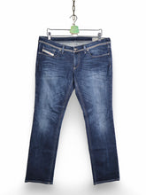 Blugi Diesel - marimea L W32/L30 - Femei