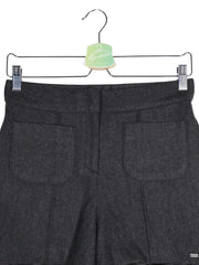 Pantaloni scurti Superdry gri închis mărime S detaliu material și croială second-hand premium
