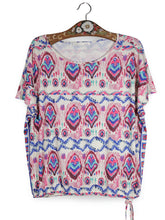 Tricou Oui alb, roz, albastru, turcoaz, mov mărime XL vedere din față second-hand premium