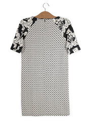 Rochie MAISON SCOTCH alb și negru mărime S vedere din spate second-hand premium