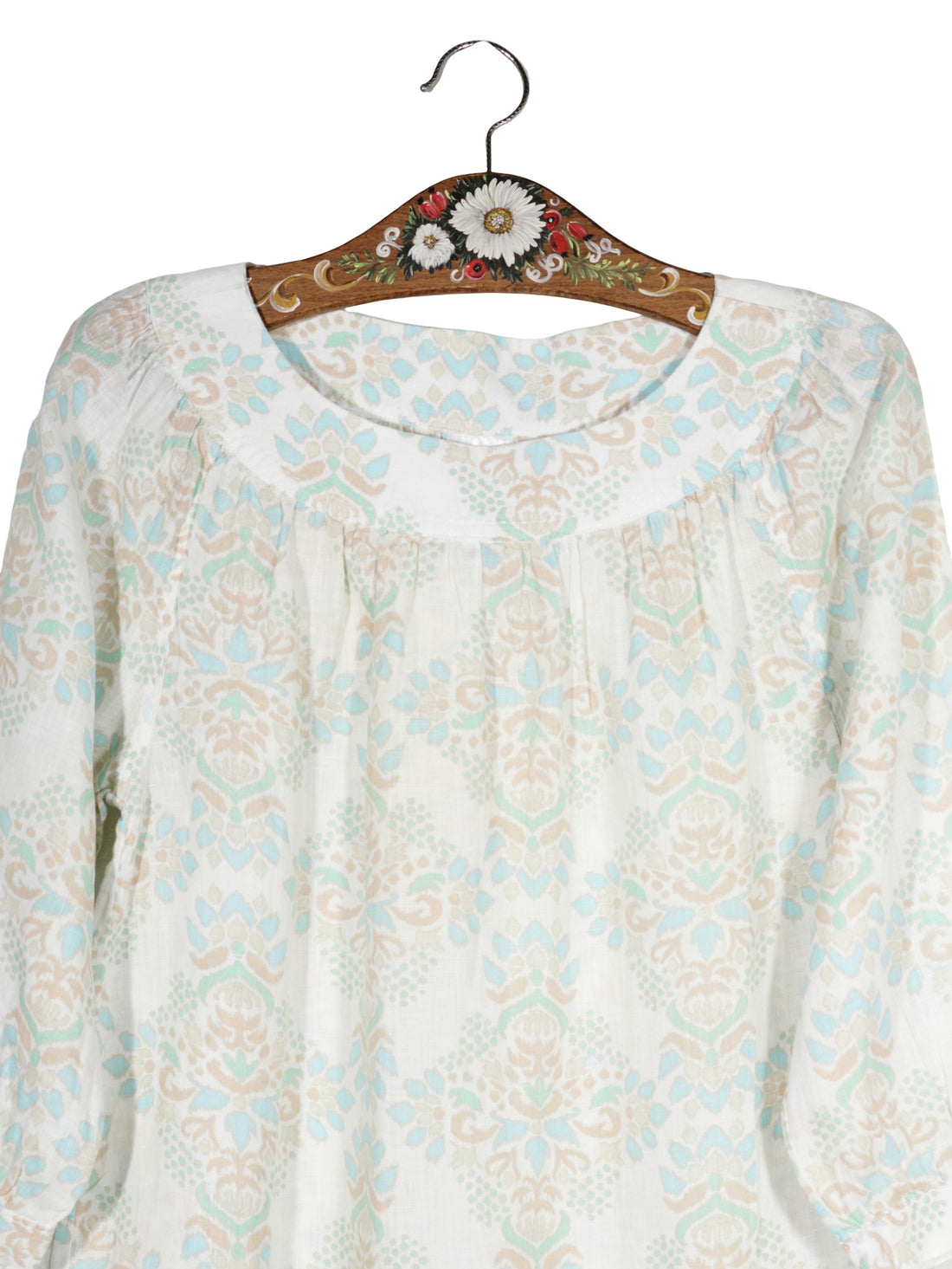 Camasa Lands' End alb cu imprimeu pastel bleu, bej si verde mărime M detaliu material și croială second-hand premium