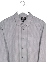 Camasa C&A gri deschis cu imprimeu geometric alb-negru mărime L detaliu material și croială second-hand premium