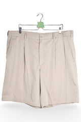 Pantaloni scurți - NIKE chino bej plisat pentru golf – L – Bărbați - fata