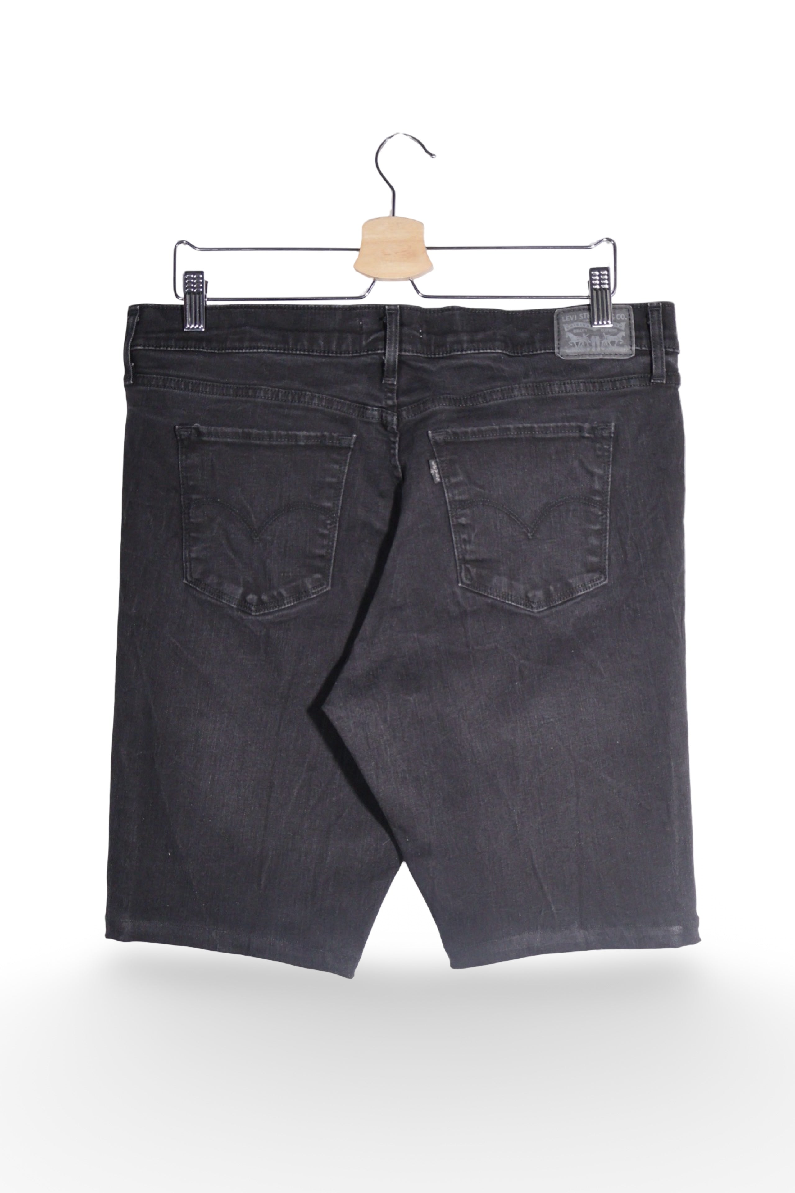 Blugi scurți - Levi's negri spalaciti din denim elastic – XL – Femei - spate