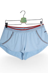 Pantaloni scurți - adidas albastru deschis sport din poliester – M – Femei - detaliu