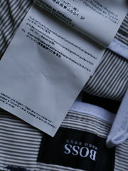 Pantaloni scurti Hugo Boss - marimea M - Barbati