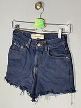 Blugi scurti Levi's - marimea W26 - S