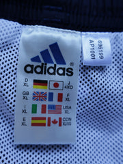 Pantaloni scurti Adidas - marimea L/XL - Barbati