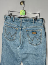 Blugi Wrangler - marimea XL W38/L30 - Femei