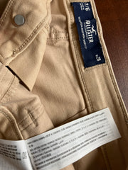 Pantaloni scurti Hollister - marimea M - Femei