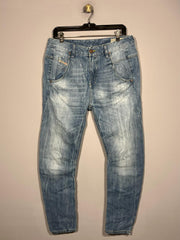 Blugi Diesel - marimea W29/L34 - Barbati - Intre Umerase