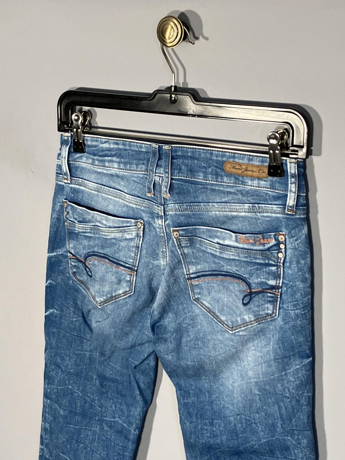 Blugi Mavi - marimea W25/L34 - Femei - Intre Umerase