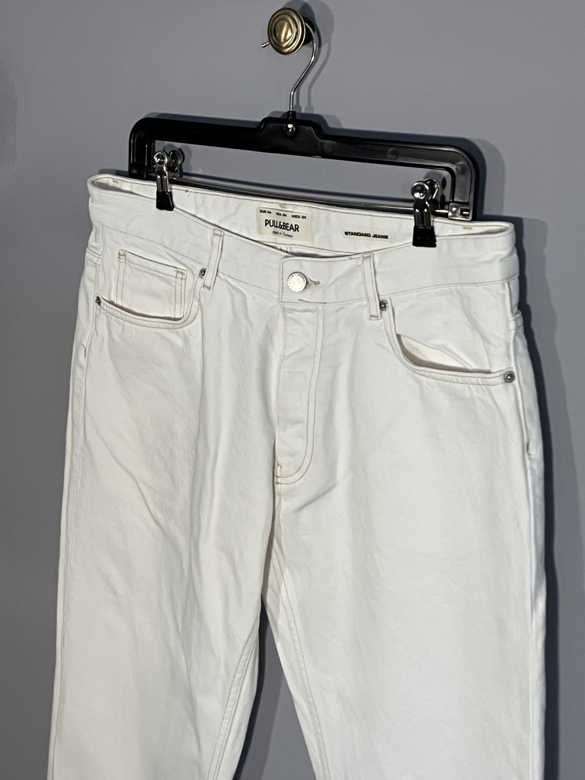 Blugi Pull&Bear - marimea EUR44 - W34 - Femei - Intre Umerase