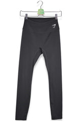 GYMSHARK – pantaloni – vedere din față – second-hand premium