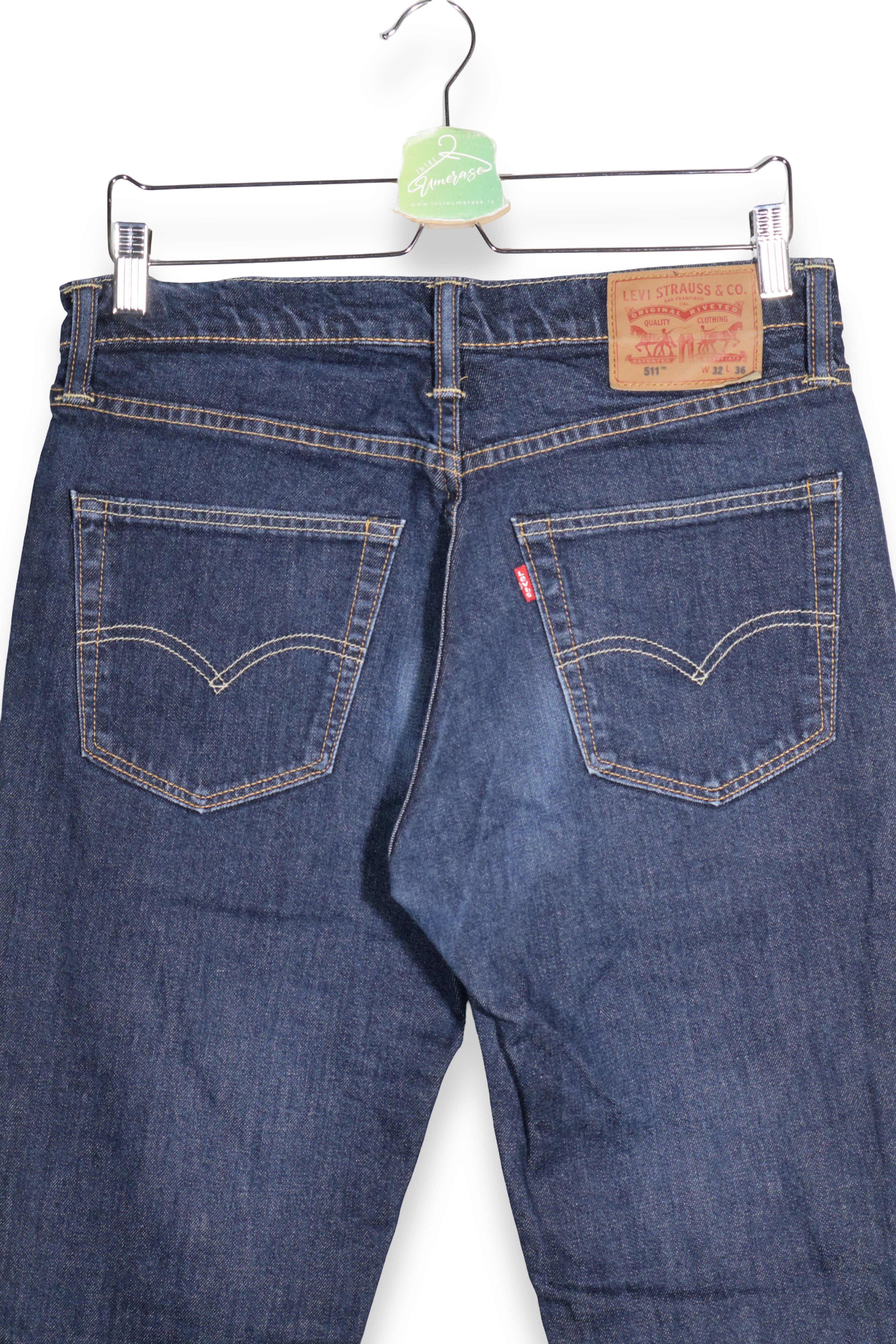 Levi's – blugi – detaliu – second-hand premium