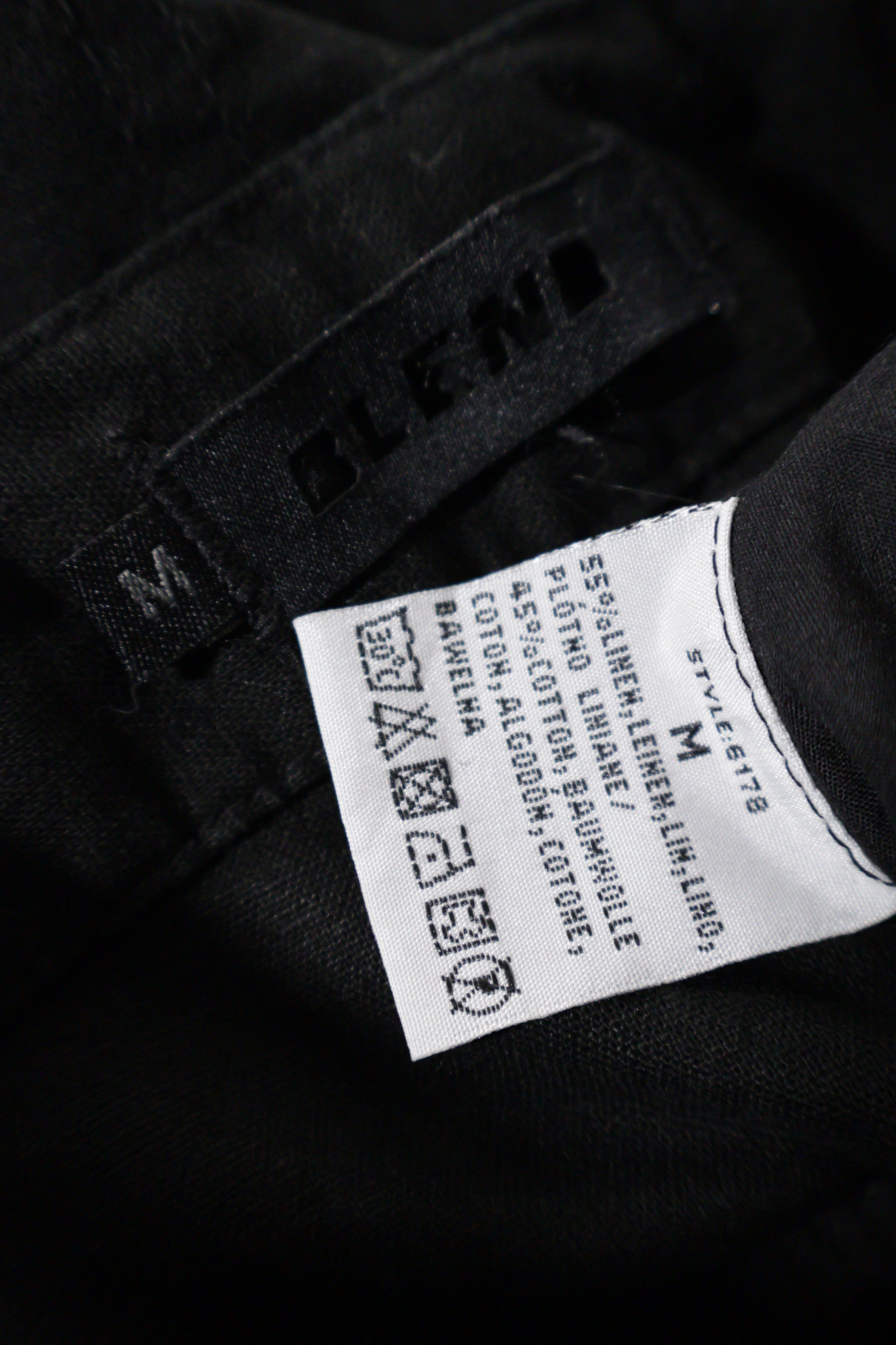 Eticheta marime si compozitie (rotita dreapta) - Pantaloni 2/3 - Premium chino negru din in si bumbac – M – Bărbați